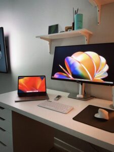 Tips for Organising Your Workspace to Boost Productivity and Reduce Stress